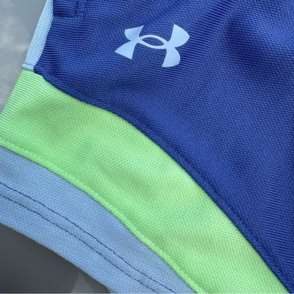 π Under Armour Shorts π - Picture 4 of 4